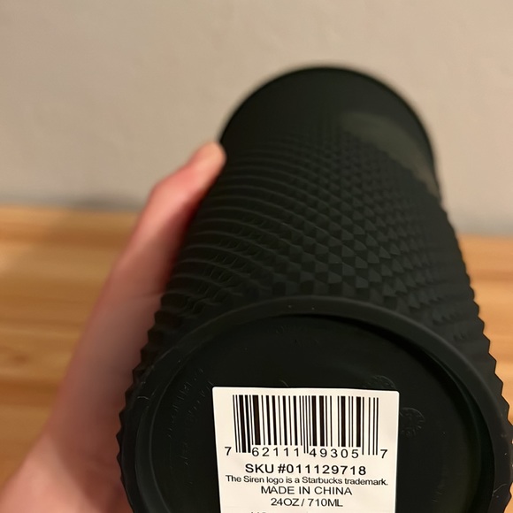 Matte dark green studded starbucks tumblr - Picture 2 of 3